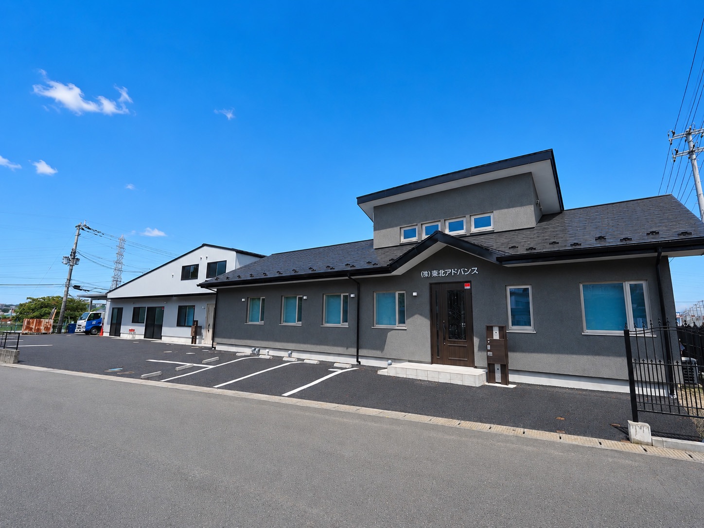 自然素材でつくる社屋リノベーション完成見学会のお知らせ